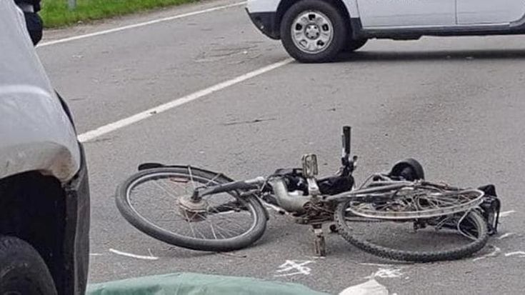 Locate, giovane alla guida travolge e uccide un ciclista: prima scappa, poi va in caserma col padre