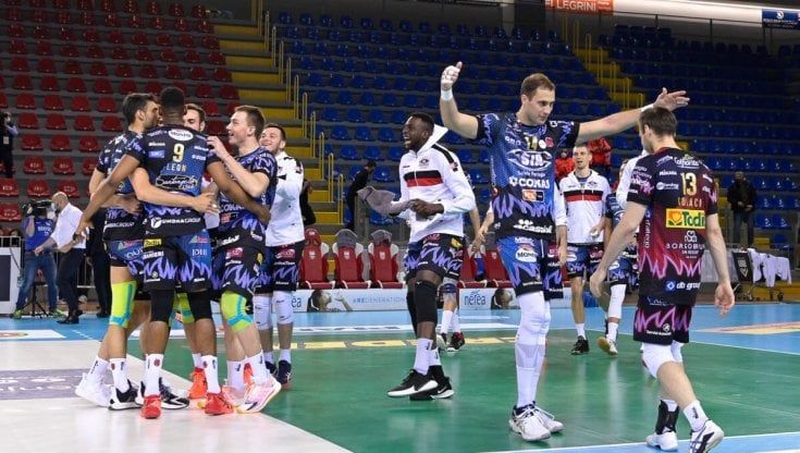 Volley, Superlega: Perugia vince gara 2 della finale scudetto. La serie con Civitanova è sull'1-1