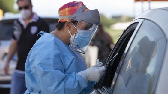 Il Tar sospende l'ordinanza della Sardegna sui test per il coronavirus