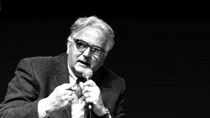Covid, lo psichiatra Charmet: "Noi e i nostri figli: parlate con i ragazzi della morte"