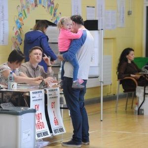 Exit poll Irlanda: testa a testa tra moderati, balzo dei Verdi
