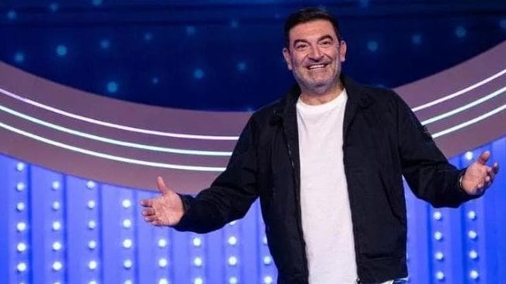 Max Giusti show per 40 anni di carriera. “Un anno fa non avrei mai sperato di essere dove sono ora”