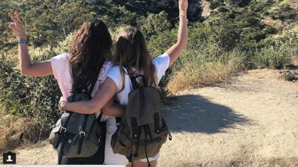 Hollywood, i selfie con l'insegna