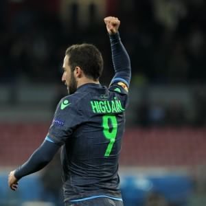 Napoli, Higuain sempre più decisivo. Ma è emergenza per Verona