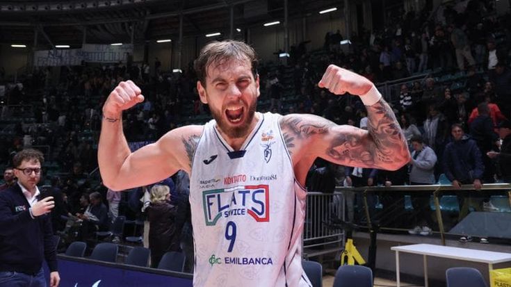 Fortitudo, ci pensa Sorokas: stende Mestre e conquista la quinta vittoria di fila