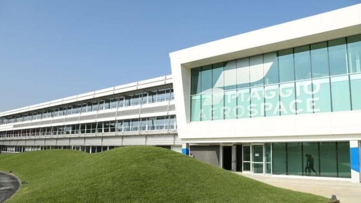 Piaggio Aerospace, ritorno al futuro, il rilancio passa sempre dal P.180