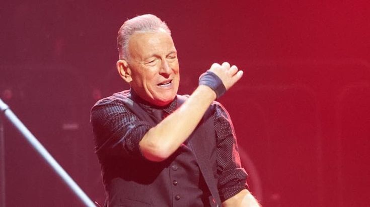 Trump attacca Bruce Springsteen: “Sembra una prugna secca. I suoi concerti sono schifosi”
