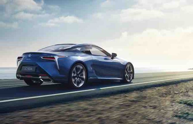 Lexus LC 500h, l’ibrido in versione lusso