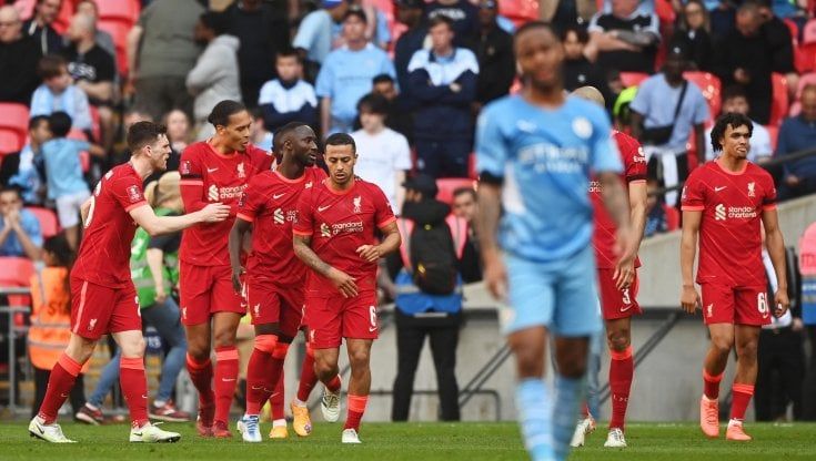 Liverpool, basta un primo tempo da sogno: 3-2 al Manchester City, è in finale di FA Cup