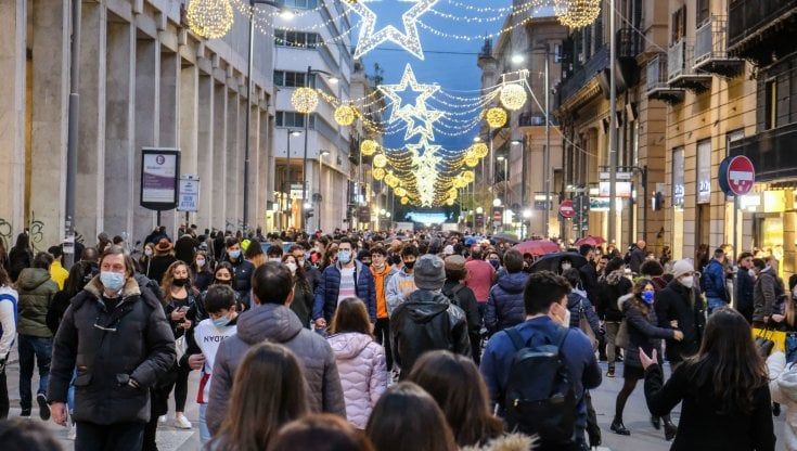 Cinquantamila arrivi nel weekend: "Ma il problema sono le strade piene"