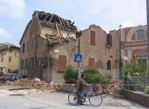 "Entro agosto la mappa<br />per le case agli sfollati"