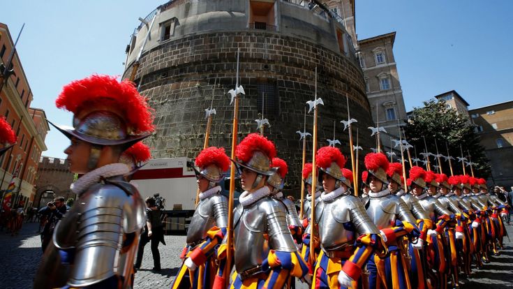 Ior, spionaggio e trame segrete dietro la cacciata del numero due 