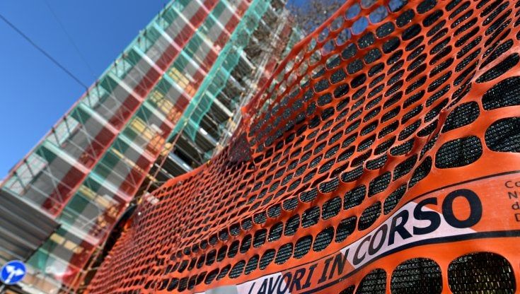 Aiuti quater, sì al Senato al decreto che "taglia" il Superbonus. Cosa cambia per la cessione dei crediti