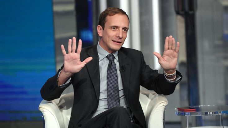 Fedriga: “I bus privati inutilizzabili nelle città. Non è questione di soldi”