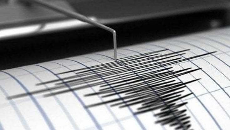 Iran, terremoto di magnitudo 5,9 al confine con Turchia: 3 morti e oltre 300 feriti