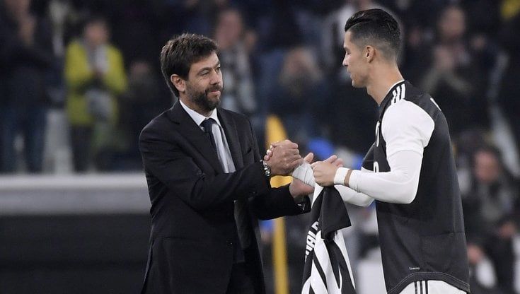 Processo plusvalenze, alla Juve 15 punti di penalizzazione. I legali bianconeri: "Palese ingiustizia"