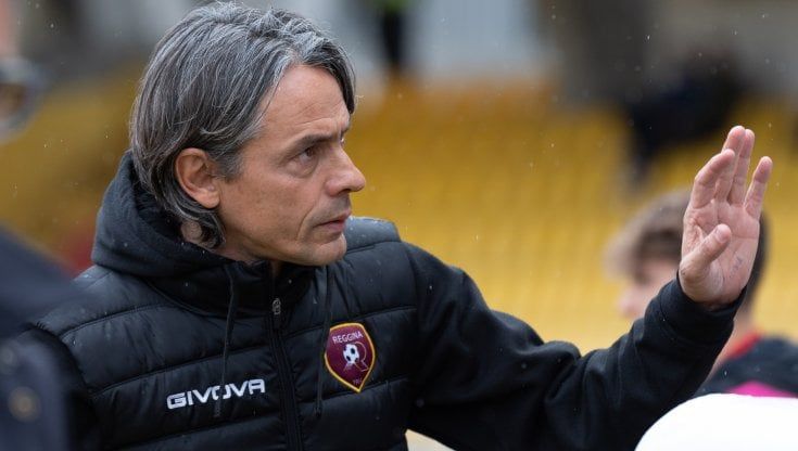 Reggina, tre punti di penalizzazione per stipendi non pagati