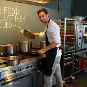 Spreco alimentare, in Danimarca il primo ristorante europeo che cucina avanzi