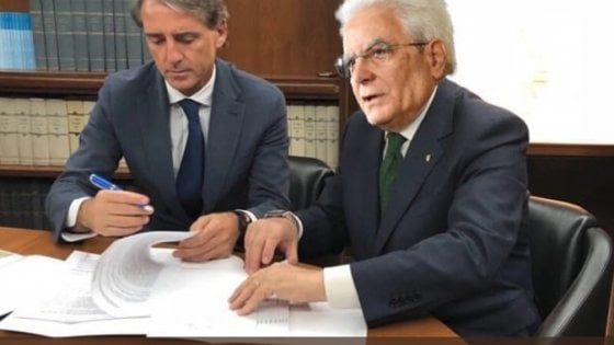 "Mancini nuovo premier": non si ferma l'ironia social sulla formazione del governo Lega-M5s