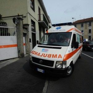 Incidenti sul lavoro, un operaio di 35 anni muore schiacciato in un'azienda del Varesotto