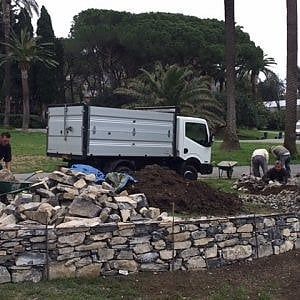 I nerviesi a Bucci: "Viale delle Palme isola pedonale"