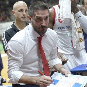 Basket, Pozzecco e la nuova vita da vice: ''Un giorno tornerò a Varese''  
