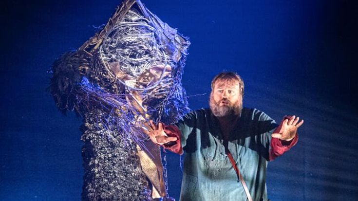 Il teatro di Poggibonsi, una stagione che spazia da Pannofino a Marcorè
