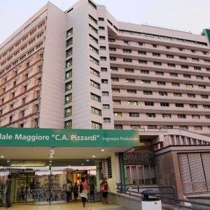 Bologna, donna incinta arriva grave in ospedale e muore