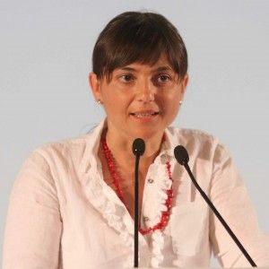 Serracchiani: "Non sar&agrave; <br />una blindatura a salvarla"