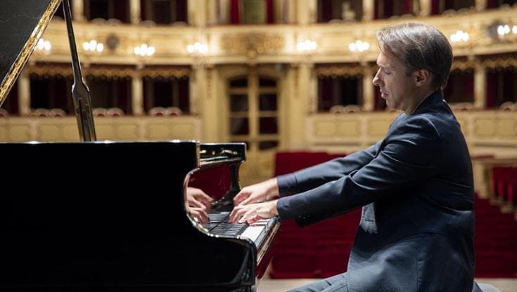 Maurizio Baglini tra Chopin e David Bowie: “La mia Heroica per abbattere ogni tabù”