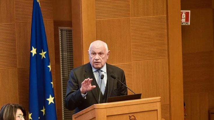 “In tribunale pm di Pozzolo con spilla per no al referendum”. Interrogazione FI: intervenga Nordio