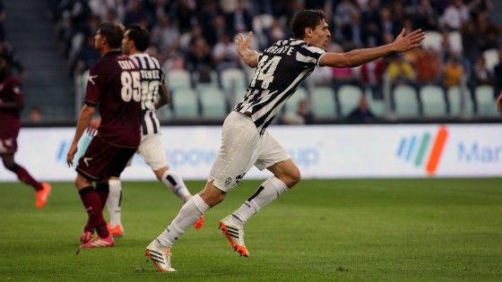 Juventus-Livorno 2-0: Llorente si scatena, la Roma torna a -8