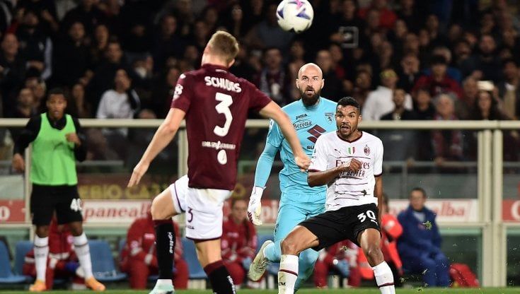 Torino-Milan, gol di Messias con spinta a Buongiorno: perché il Var non è intervenuto