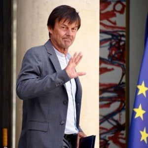 Francia, si dimette il ministro dell'Ambiente Hulot