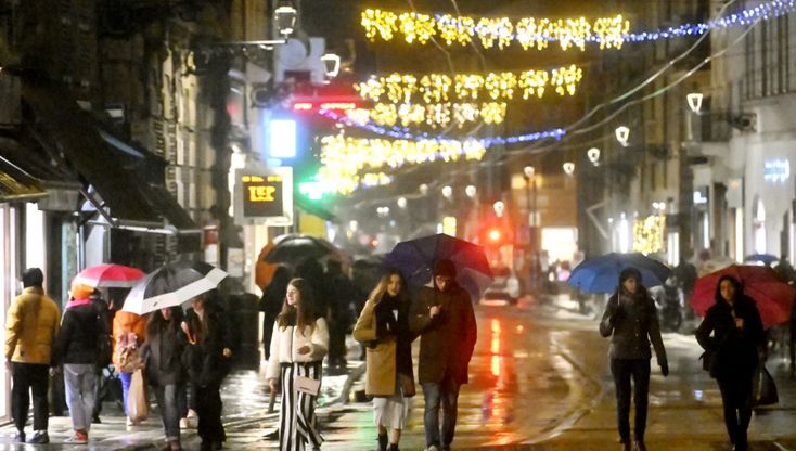 Mobilità e commercio: la pioggia frena il primo P-Days in centro - foto