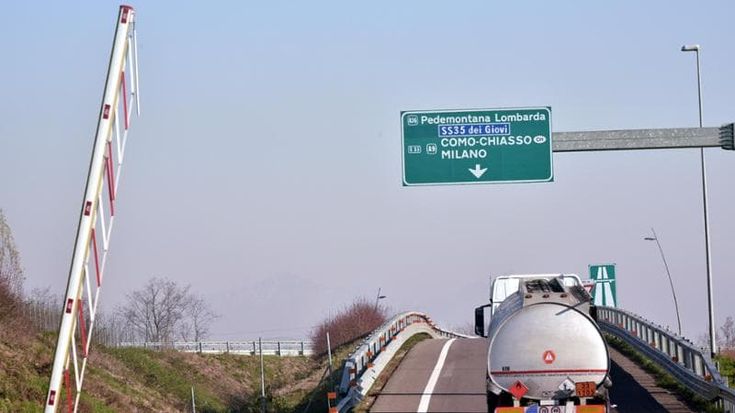 Dalle ferrovie alle autostrade, in Lombardia Fratelli d’Italia all’arrembaggio sui nuovi vertici