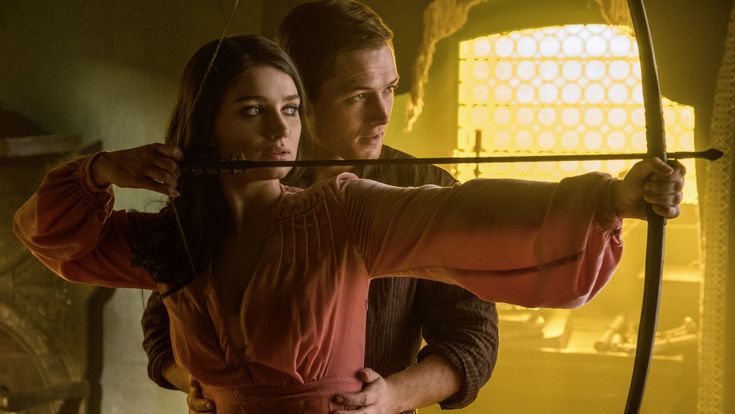 L’ascesa di Eve Hewson, dagli U2 a Robin Hood: “Ma se ho problemi chiamo Sorrentino”