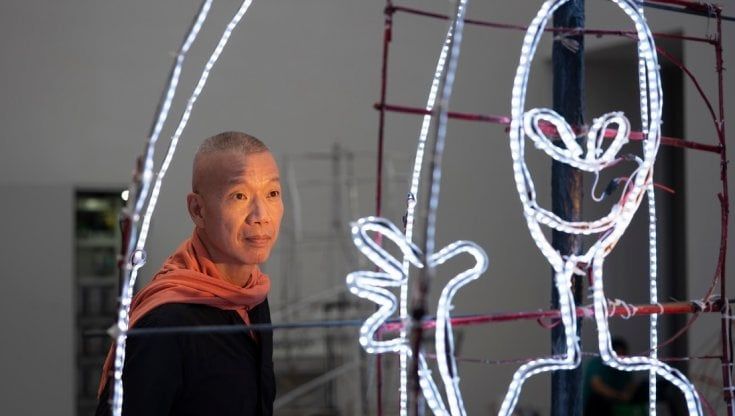 Carrara, Cai Guo-Qiang, l'artista dei fuochi d'artificio, diventa Accademico d'onore