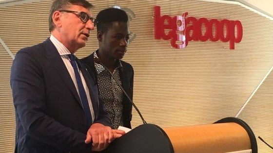 Bouyagui, la paura dello chef immigrato e la solidarietà dell'Italia che vuole integrazione