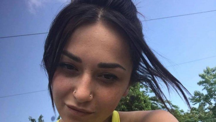 Morte di Francesca Manfredi per overdose, assolto l'amico che le iniettò la dose: pm chiedeva 12 anni