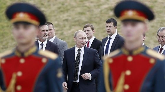Sanzioni alla Russia: a terra la controllata dell'Aeroflot e stop a forniture militari