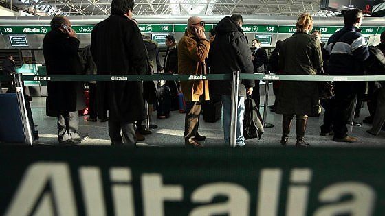 Zika. Alitalia rimborserà donne incinte dirette in Sudamerica