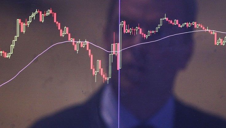 Le Borse di oggi, 11 gennaio. Powell schiera la Fed contro l'inflazione: "Più aumenti dei tassi se necessario"