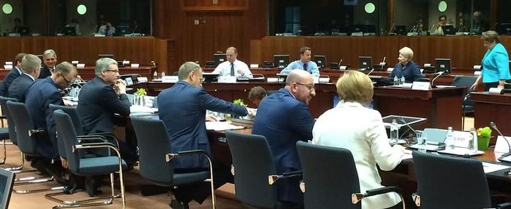 L'ultimatum dell'Eurogruppo a Tsipras: riforme in tre giorni e cessione della sovranità o Grexit
