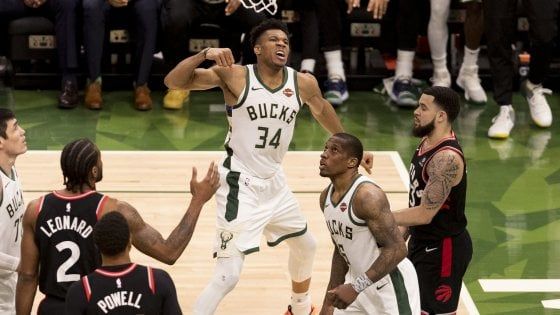 Basket Nba, finale Est: Milwaukee domina Toronto e si porta sul 2-0