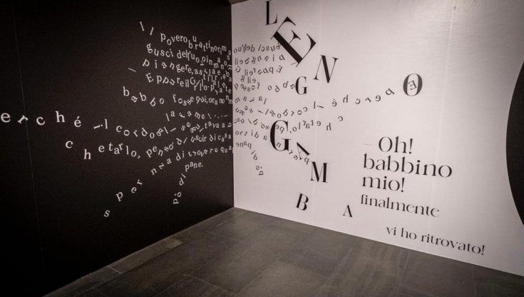 Parola di Pinocchio, lettere nell'aria per un burattino: l'installazione al museo Marino Marini
