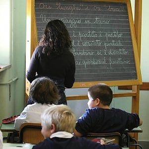 Approvato il decreto scuola: assunte 1.700 maestre d'infanzia, 500 euro ai diciottenni stranieri