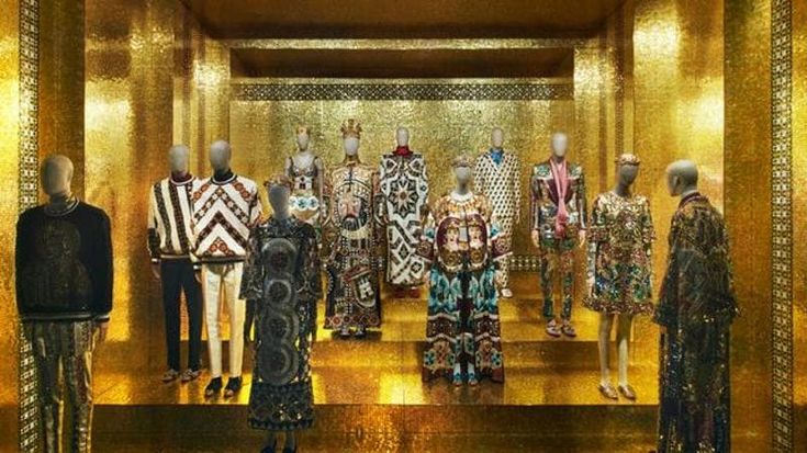 Dolce&Gabbana mettono in mostra a Milano il meglio del "savoir faire" italiano