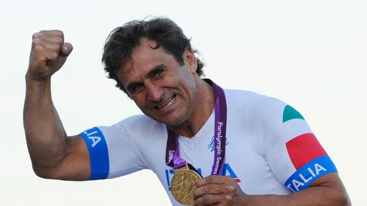 Morto Alex Zanardi, Mattarella: “Grande dolore”. Vasco Rossi: “Ha insegnato che nulla è impossibile”