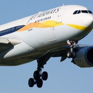 India, bimbo nasce in aereo: compagnia Jet Airways gli regala voli gratis per sempre